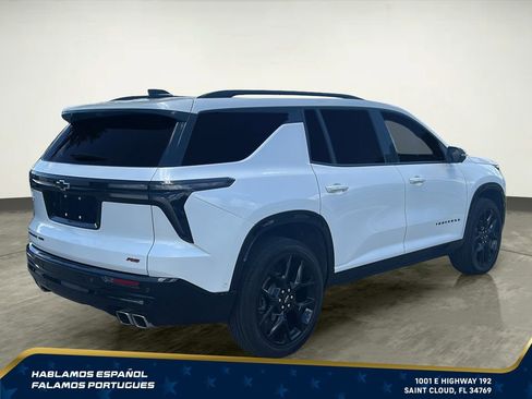 Used 2024 Chevrolet Traverse RS AWD/4WD image 6