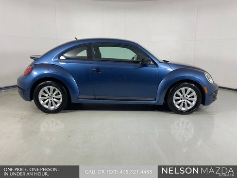 Used 2018 Volkswagen Beetle 2.0T S FWD image 5
