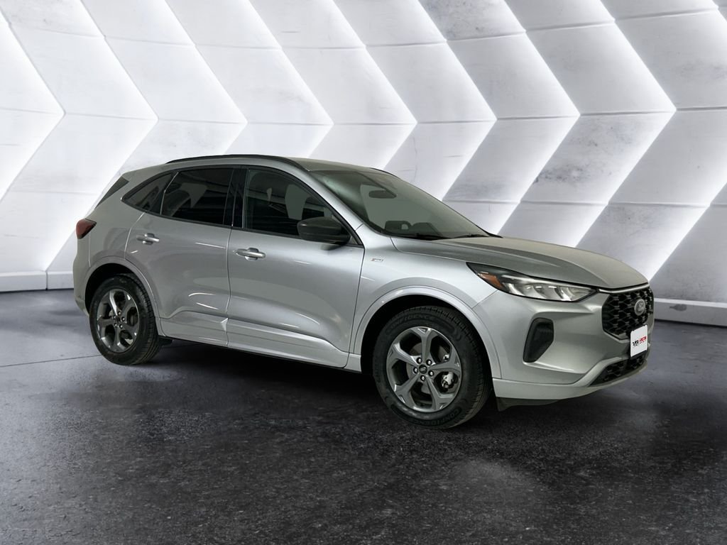 Used 2024 Ford Escape ST-Line FWD image 1