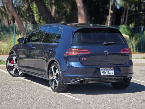 Used 2017 Volkswagen GTI Autobahn image 17