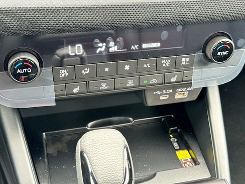 New 2026 Subaru Outback Premium AWD/4WD image 19