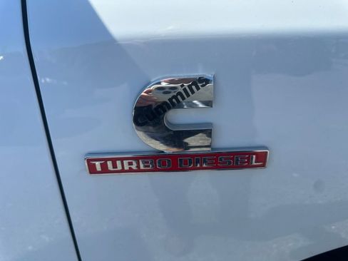 Used 2026 RAM 2500 Laramie AWD/4WD image 9
