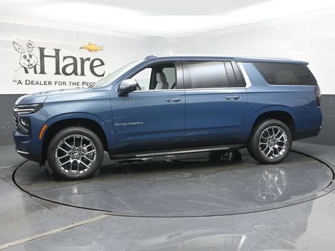 New 2026 Chevrolet Suburban Premier w/ Sun And Tow Package AWD/4WD image 11
