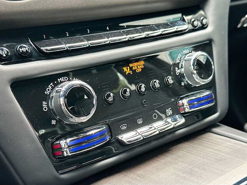 Used 2022 Rolls-Royce Ghost AWD/4WD image 16