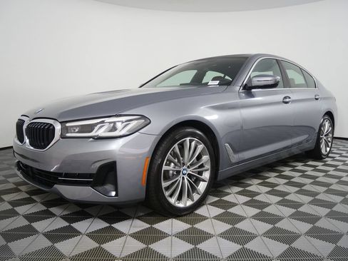 Certified 2023 BMW 530i RWD image 7