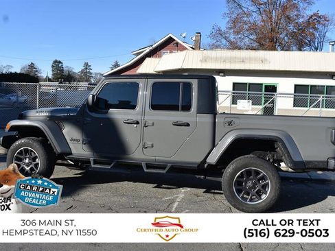 Used 2022 Jeep Gladiator Willys image 9