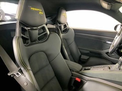 Certified 2024 Porsche 718 Cayman GT4 RS RWD image 18