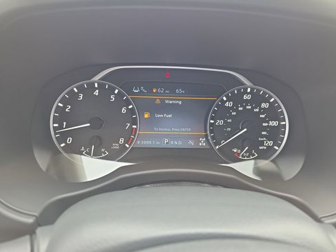 Certified 2025 Nissan Frontier SV w/ SV Convenience Package image 18