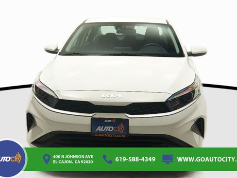 Used 2024 Kia Forte LX FWD image 4