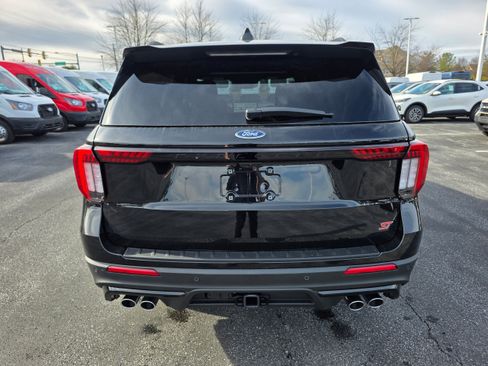 New 2026 Ford Explorer ST image 4