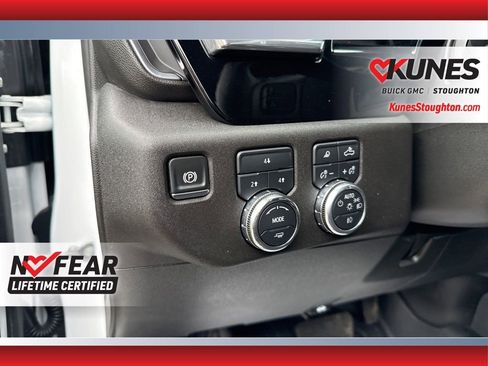 Used 2025 GMC Sierra 3500 SLE w/ SLE Convenience Package AWD/4WD image 23