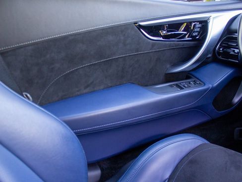 Used 2021 Acura NSX image 18