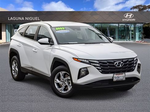 Certified 2023 Hyundai Tucson SE image 1
