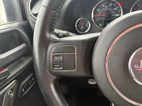 Used 2014 Jeep Wrangler Sport w/ Quick Order Package 24S AWD/4WD image 17