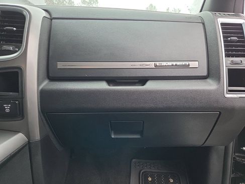 Used 2017 RAM 1500 Limited image 45