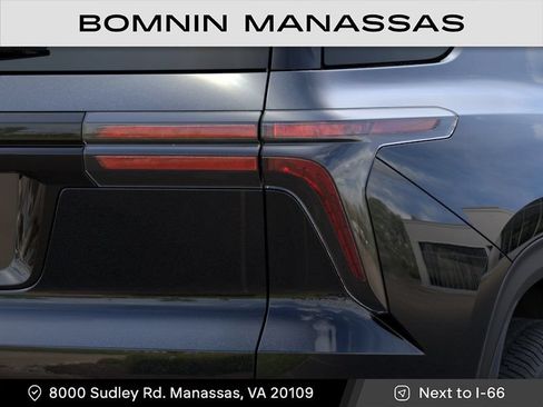 New 2026 Chevrolet Traverse LT w/ Sun and Wheel Package AWD/4WD image 11