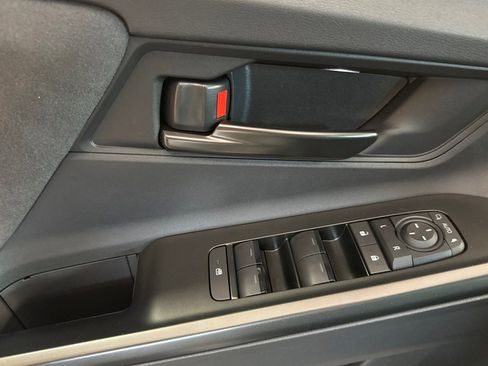 New 2026 Toyota C-HR image 11