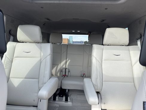 Used 2025 Cadillac Escalade Sport Platinum AWD/4WD image 46