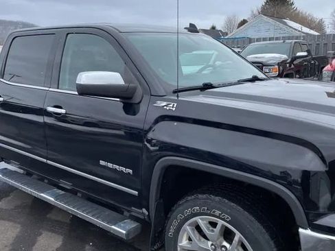 Used 2018 GMC Sierra 1500 SLT w/ SLT Premium Package image 12