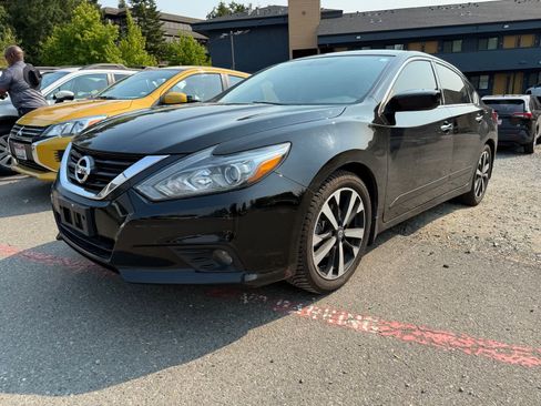 Used 2018 Nissan Altima 2.5 SR FWD image 1