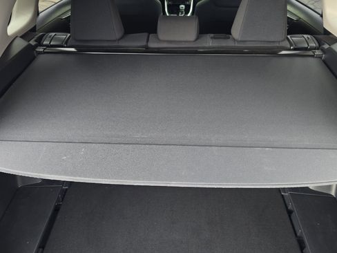 Used 2020 Toyota RAV4 LE image 28