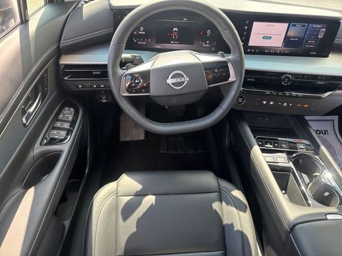 Used 2025 Nissan Murano SL AWD/4WD image 15