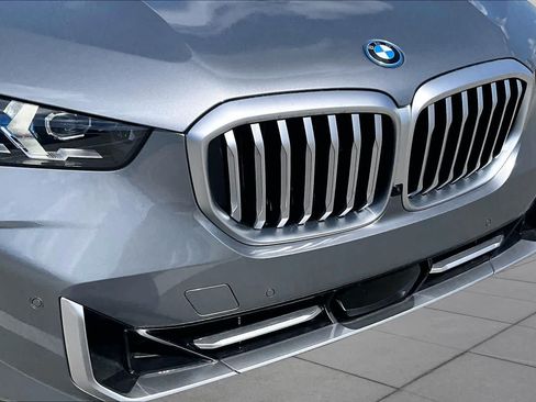 Used 2026 BMW X5 xDrive50e w/ Premium Package AWD/4WD image 28