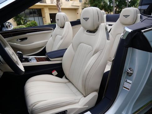 New 2026 Bentley Continental GTC AWD/4WD image 17