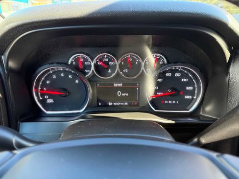 Used 2022 Chevrolet Silverado 2500 LT w/ Convenience Package image 36