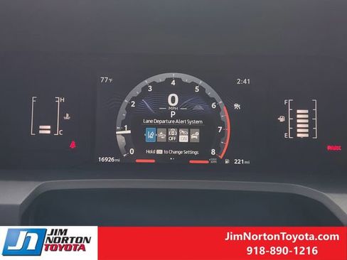 Used 2025 Toyota Tacoma SR AWD/4WD image 16