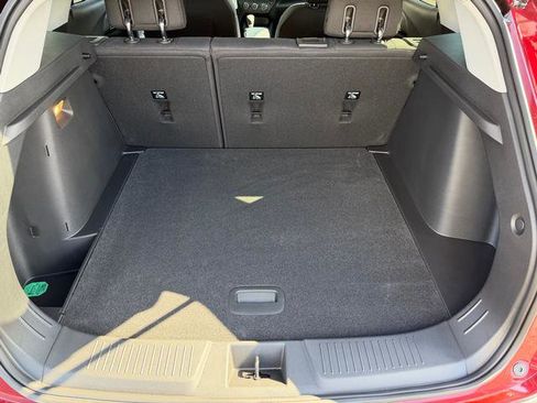 Used 2024 Chevrolet Trax LS w/ LS Convenience Package image 9