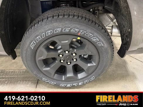 New 2026 RAM 1500 Big Horn w/ Night Edition image 22