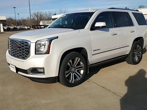 Used 2018 GMC Yukon Denali w/ Denali Ultimate Package image 4