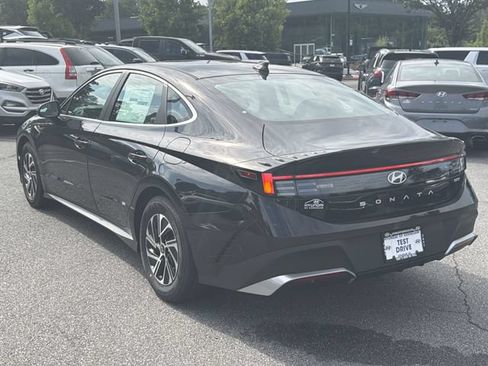 New 2026 Hyundai Sonata Blue FWD image 6