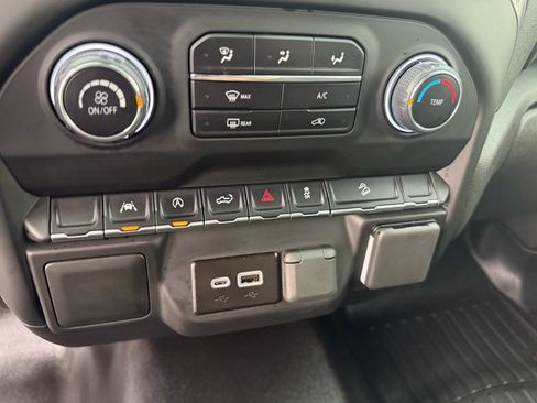 Used 2024 Chevrolet Silverado 1500 Custom Trail Boss w/ LPO, Dark Essentials Package image 21