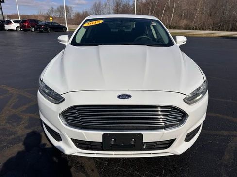 Used 2015 Ford Fusion SE FWD image 8