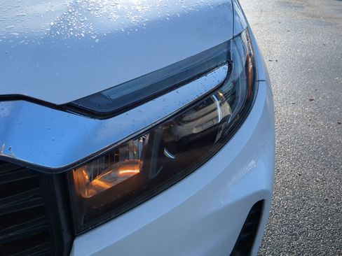 Used 2023 Honda Ridgeline RTL image 11