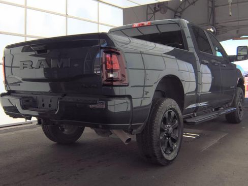 Used 2025 RAM 2500 Big Horn AWD/4WD image 3