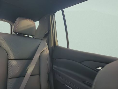 New 2026 Chevrolet Traverse Z71 w/ Enhanced Driving Package AWD/4WD image 14