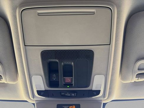 Used 2023 Honda Accord EX image 12