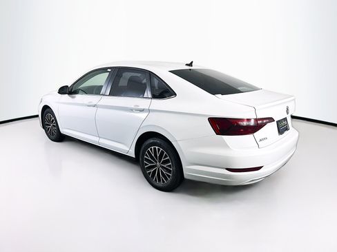 Used 2021 Volkswagen Jetta FWD image 5