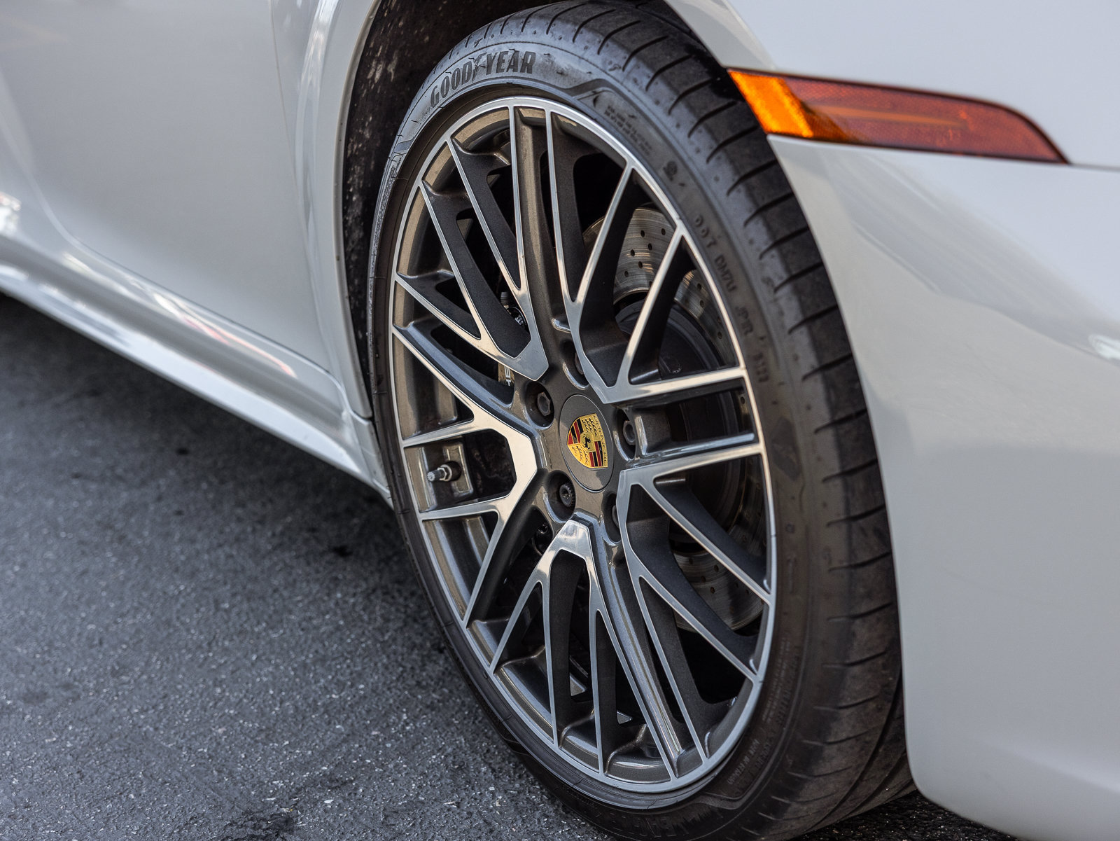 Certified 2022 Porsche 911 Carrera S RWD image 11