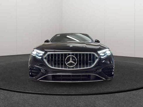 Used 2025 Mercedes-Benz E 53 AMG e 4MATIC Sedan image 2