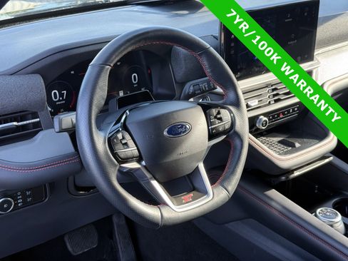 Certified 2025 Ford Explorer ST image 22