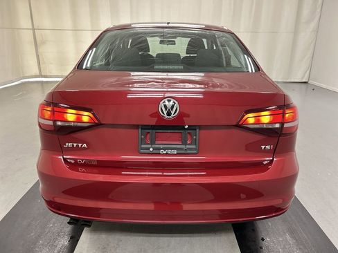 Used 2017 Volkswagen Jetta S image 20