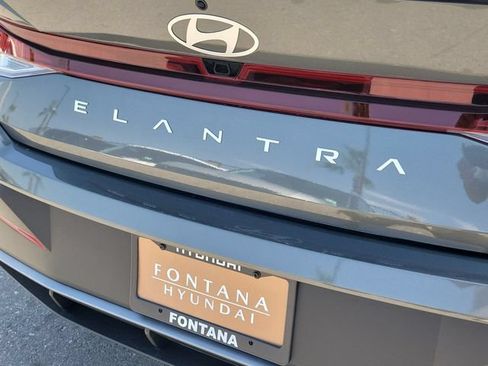 New 2026 Hyundai Elantra SEL Sport FWD image 28