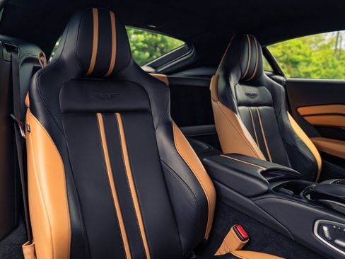 Used 2020 Aston Martin V8 Vantage Coupe RWD image 3