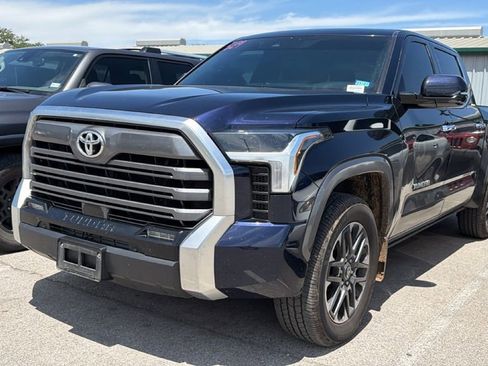 Used 2025 Toyota Tundra Limited w/ Power Package AWD/4WD image 15