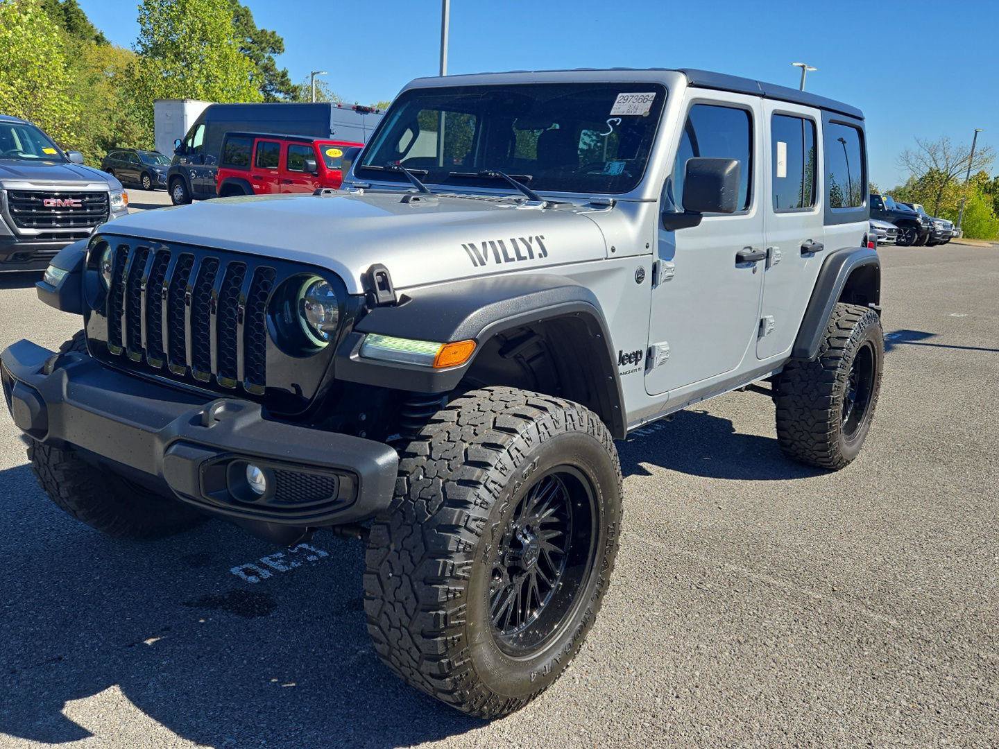 Used 2024 Jeep Wrangler Unlimited Sport AWD/4WD image 3
