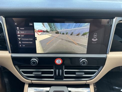 New 2025 Porsche Macan image 22